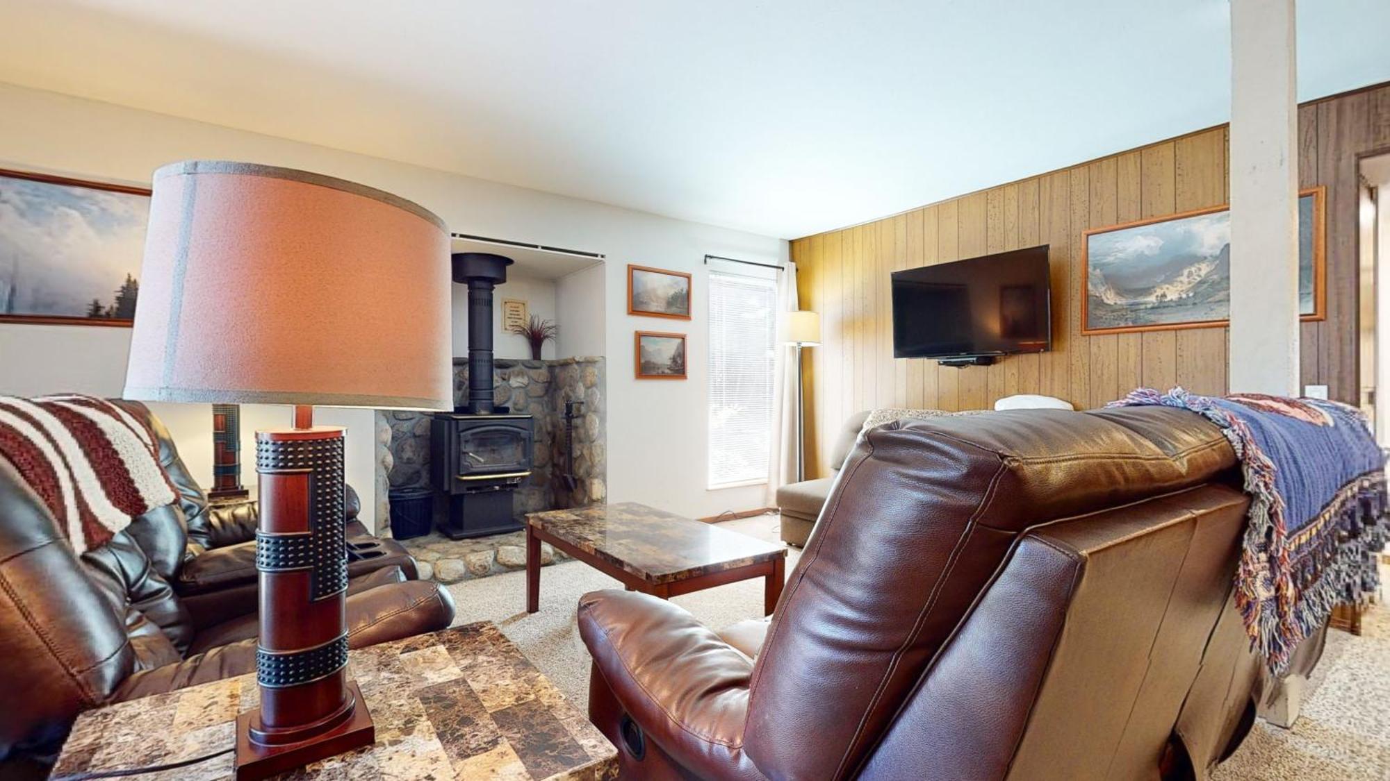 Apartment Mammoth Estates Deluxe 2 Bedroom Mammoth Lakes