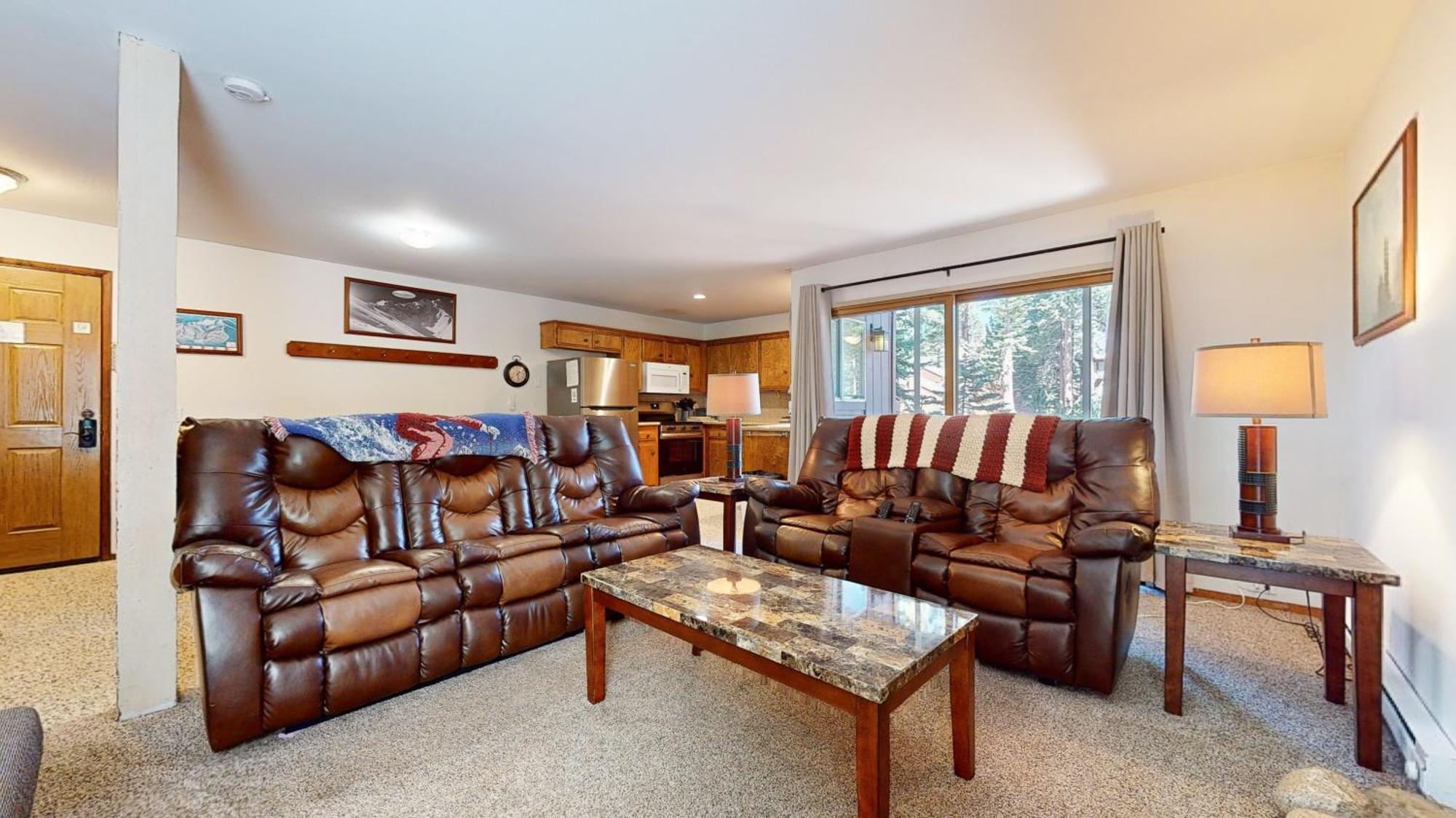 Mammoth Estates Deluxe 2 Bedroom Mammoth Lakes